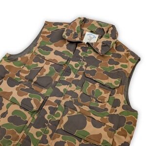 Vintage Trophy Club Hunting Vest Size Large Frog Camo Insulated Outdoors Fishing